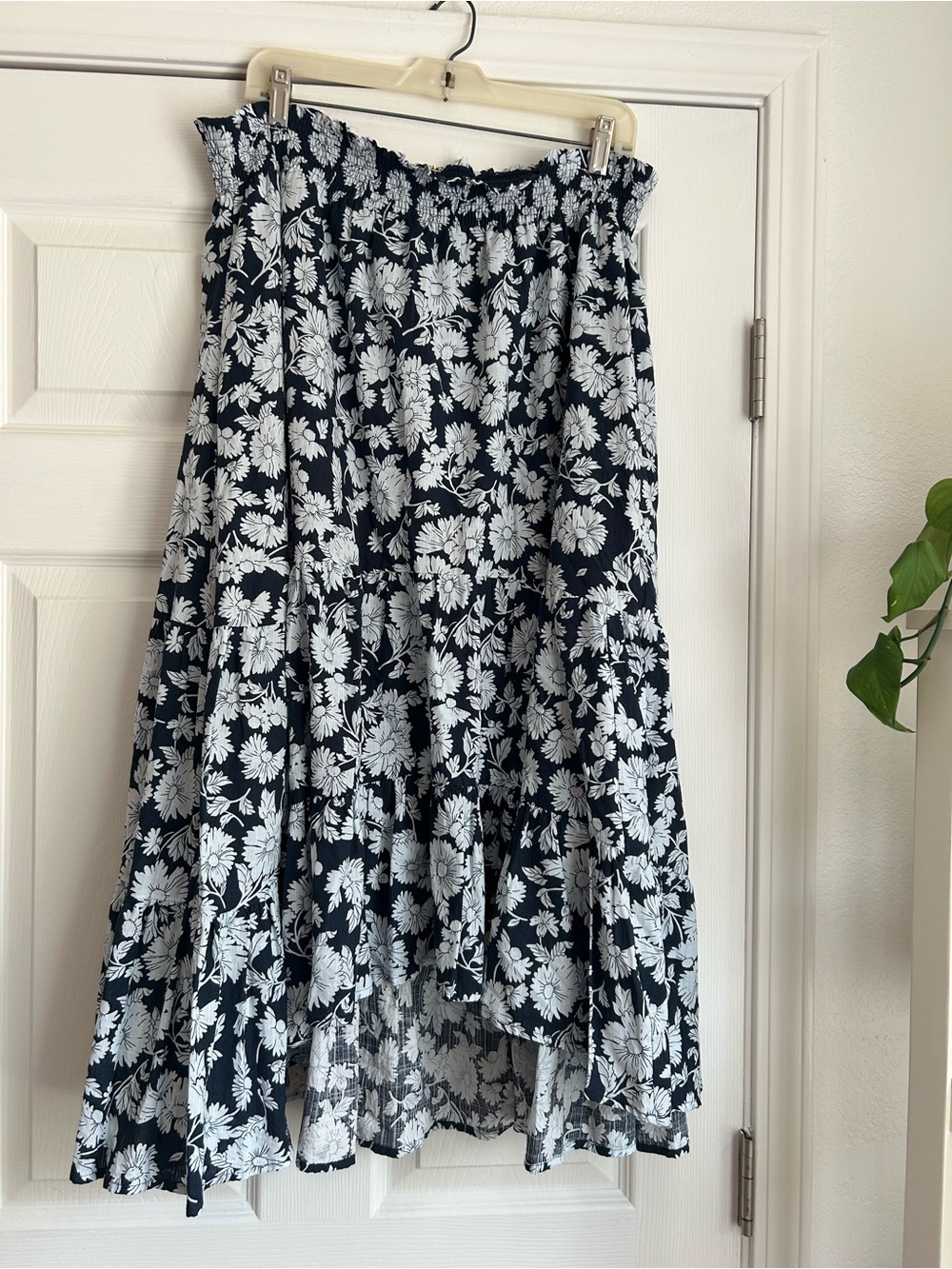 Lauren Conrad boho ruffle floral skirt size xxl